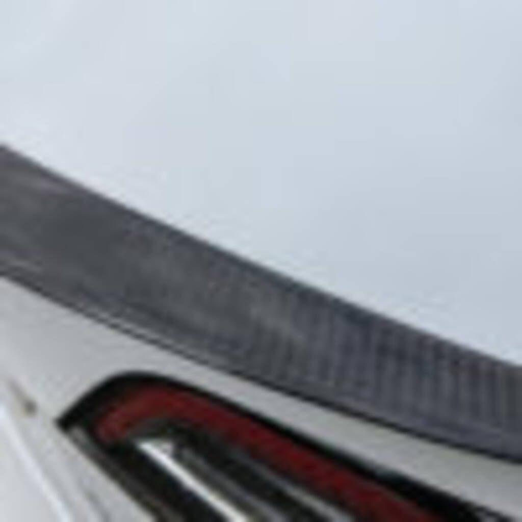 Tesla model 3 carbon fibre rear spoiler